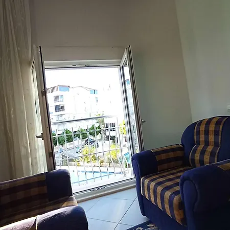 Begonvil Evleri Apartment